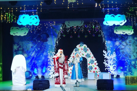 Новогодняя сказка "Елки-палки"