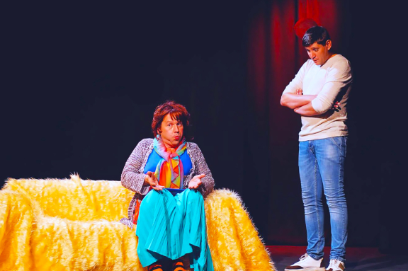 Комедия "С Новым годом, мамуля!" или "Замуж невтерпеж!"